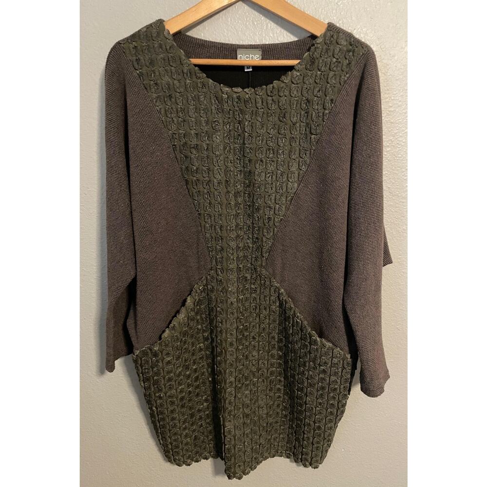 Niche By Nilgun Derman Tunic Sweater Womens Medium Green Gray Textured Knit READ